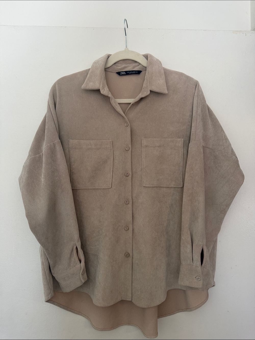 Women’s S Zara Corduroy Style Beige Button Down Shirt Shacket